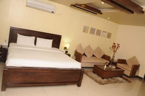 Hotel The Elite Suites Pune Ngoại thất bức ảnh